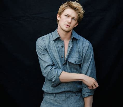 joe alwyn wikipedia.